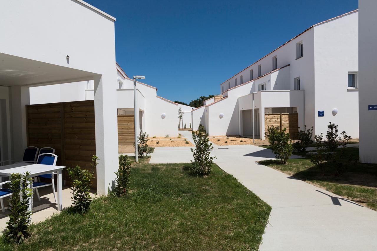 Residence Prestige Odalys Le Domaine Des Pins Noirmoutier-en-l'Ile Exterior photo