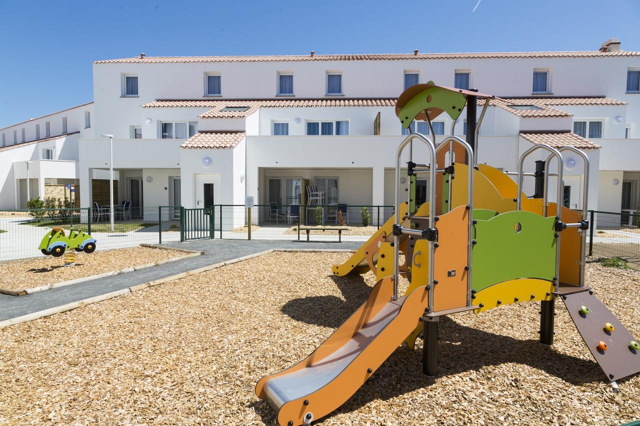 Residence Prestige Odalys Le Domaine Des Pins Noirmoutier-en-l'Ile Exterior photo